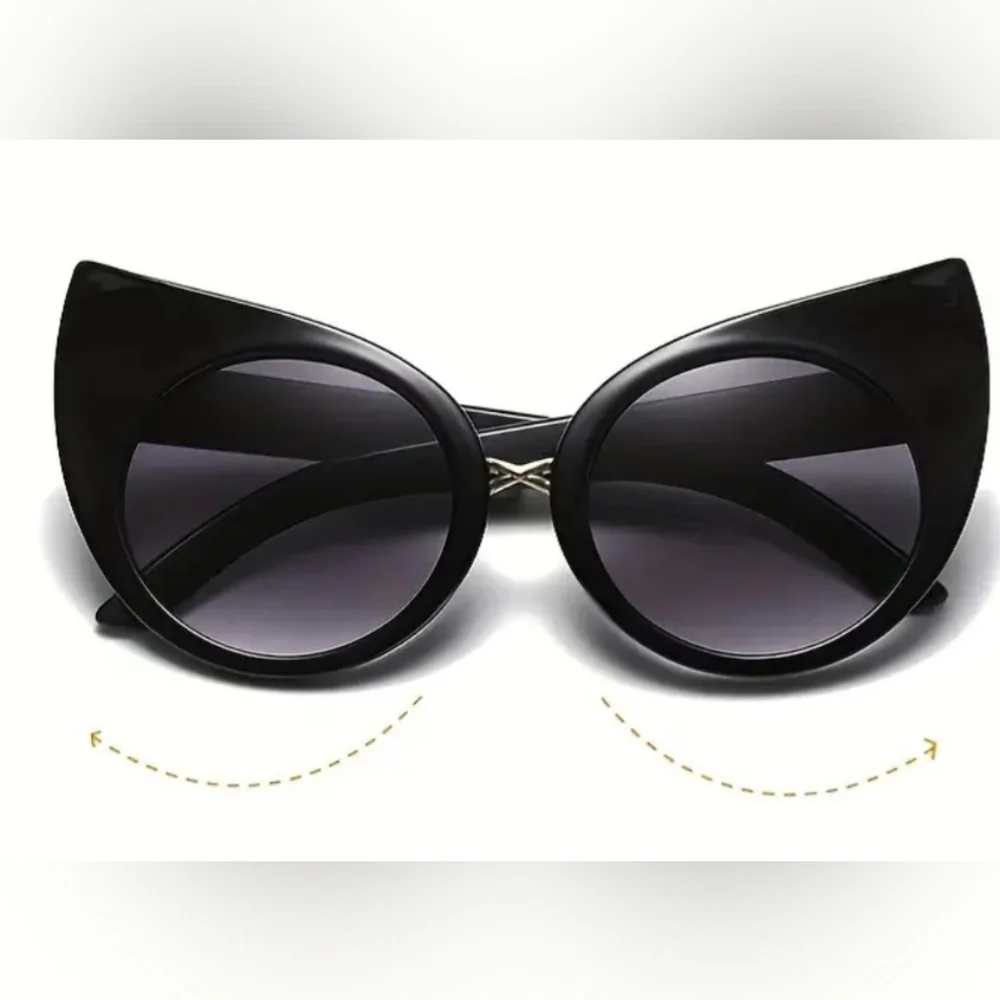 VON D Y2K CAT EYE BLACK DARK GOTH SUNGLASSES NWOT